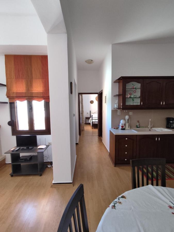 Anemi Villa Камиларион Екстериор снимка