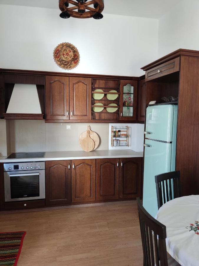 Anemi Villa Камиларион Екстериор снимка